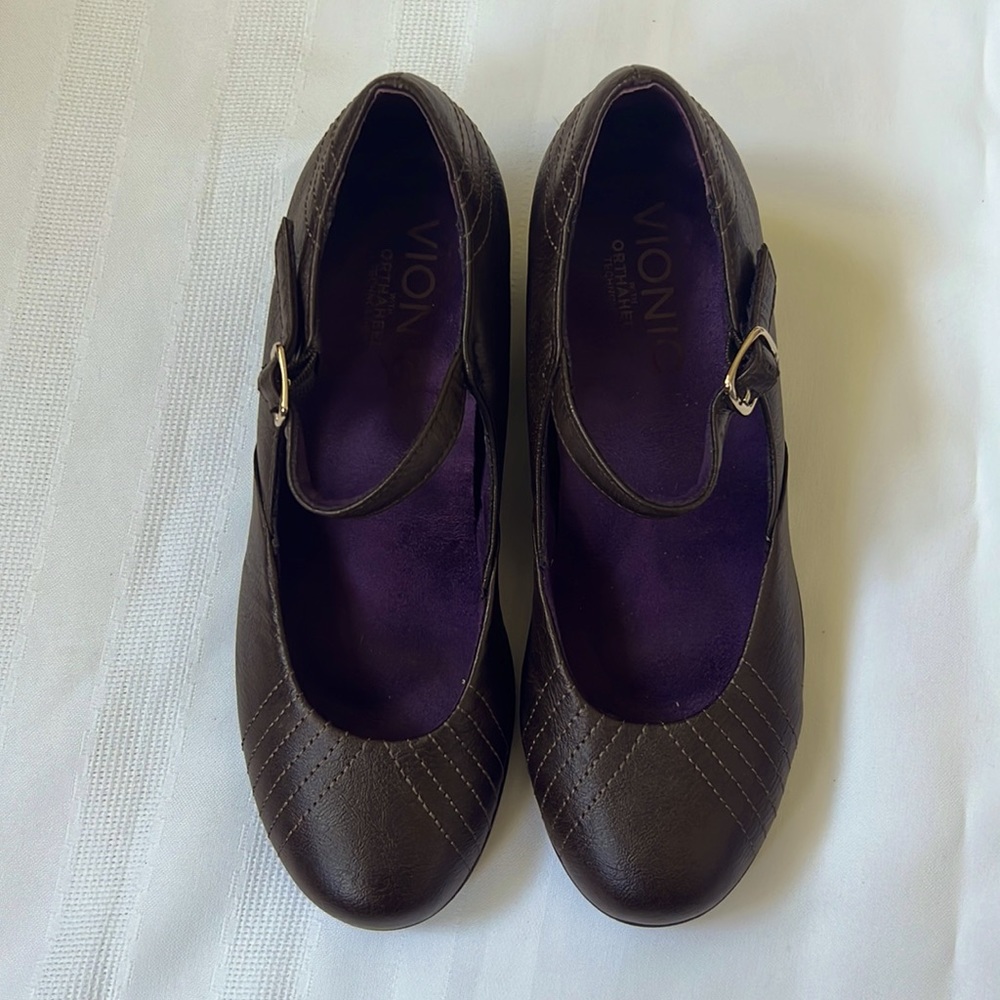 Vionic | Size 5 Womens (US) Brown and Purple Casual Wedge Heels
